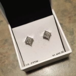 10k White Gold Studs